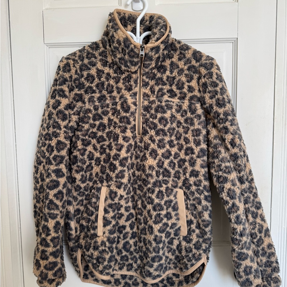 Abercrombie & Fitch Leopard Print Fleece Pullover